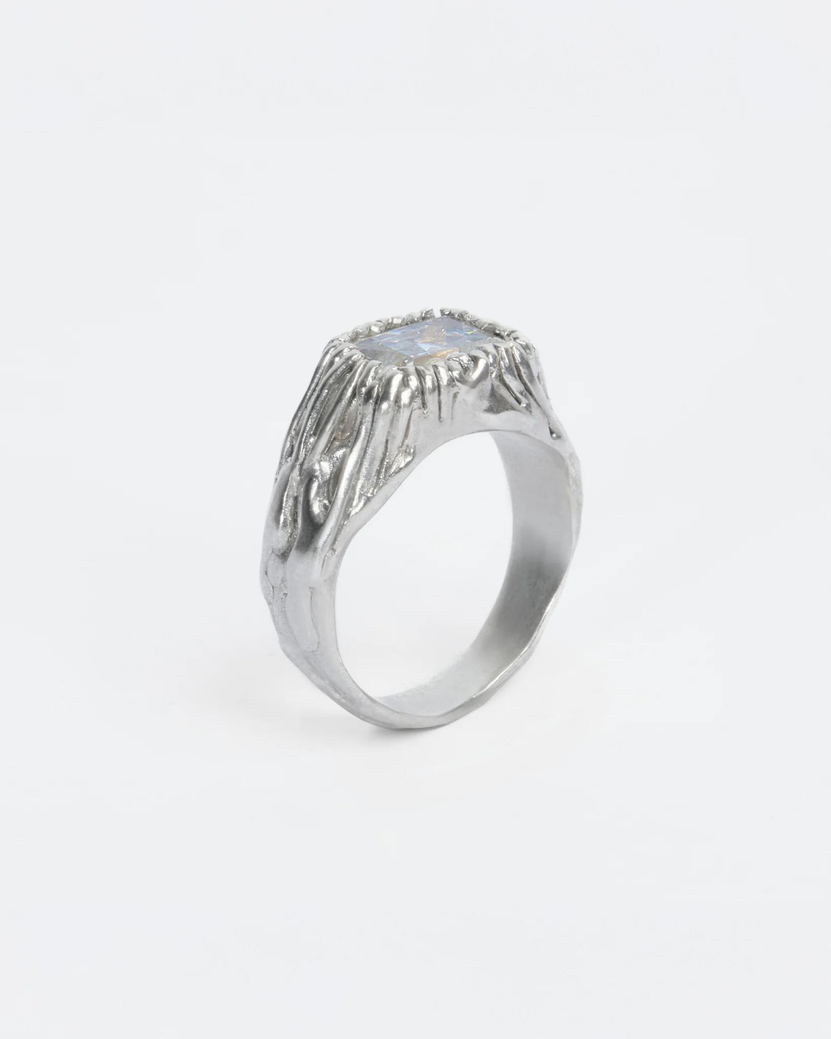 RSST25 // Unisex signet ring with zirconia stone - Image 3