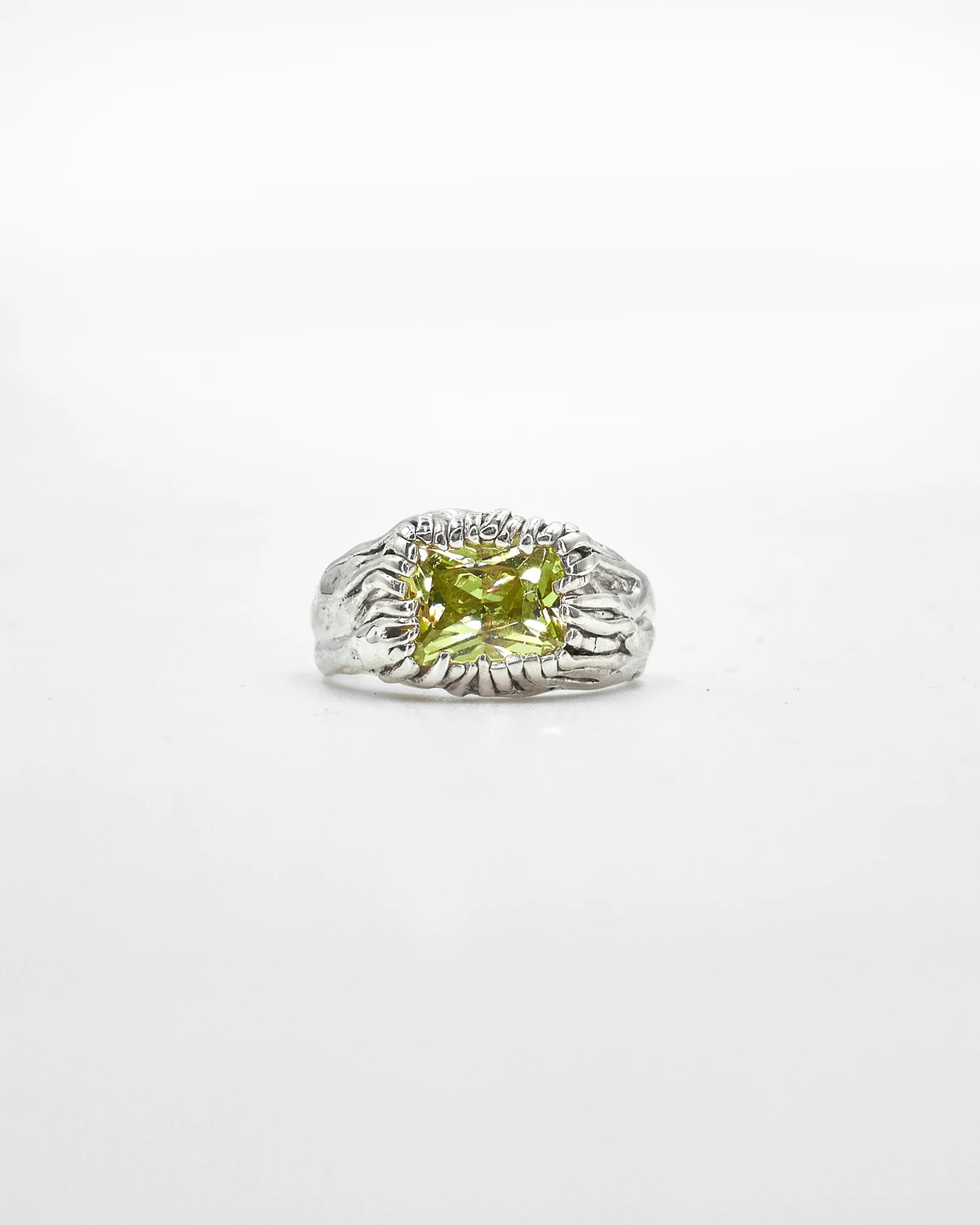 RSST25 // Unisex signet ring with zirconia stone - Image 5